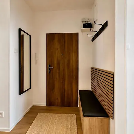 Golden Calm - Private Sauna & Balcony * Drahovice